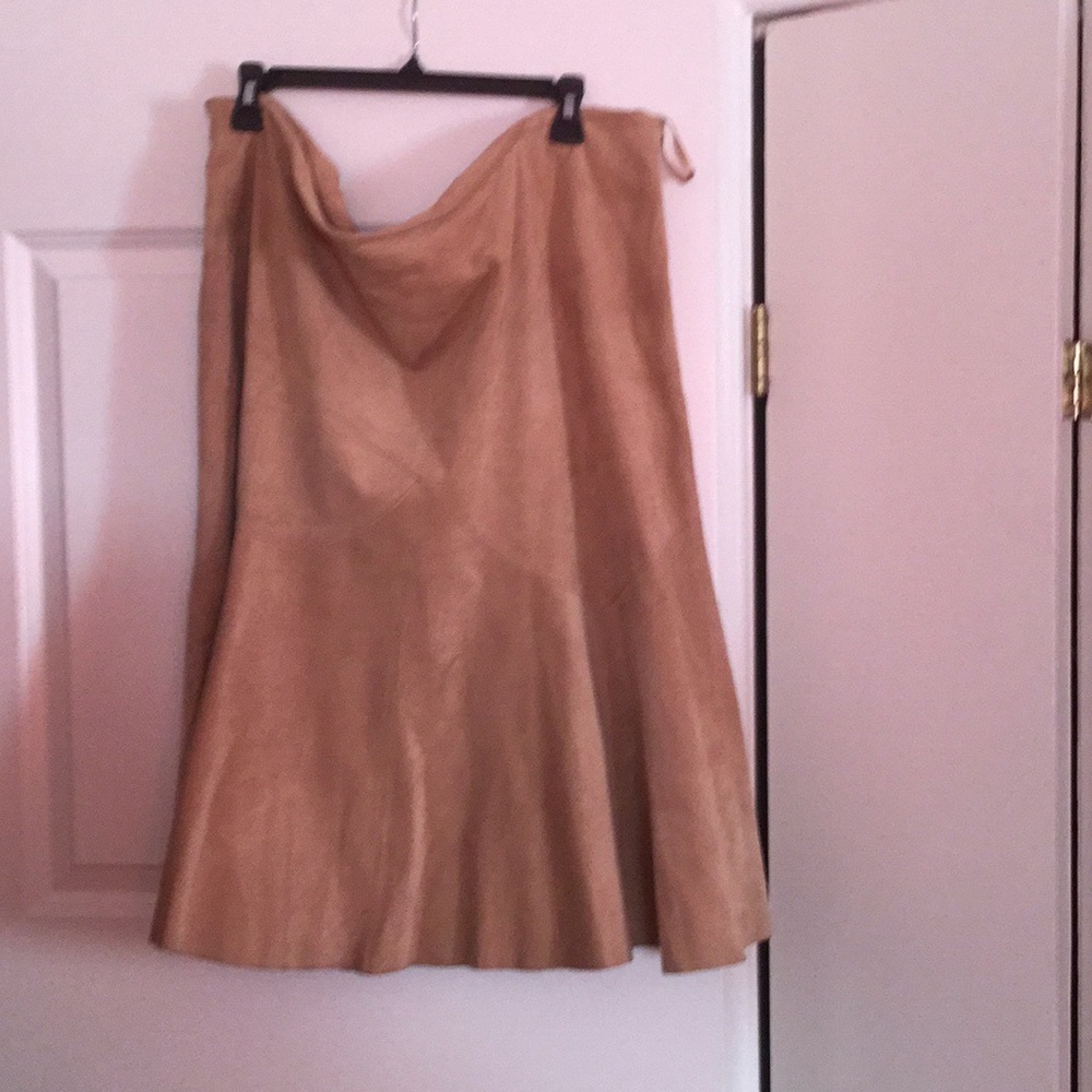 Ideology taupe suede skirt